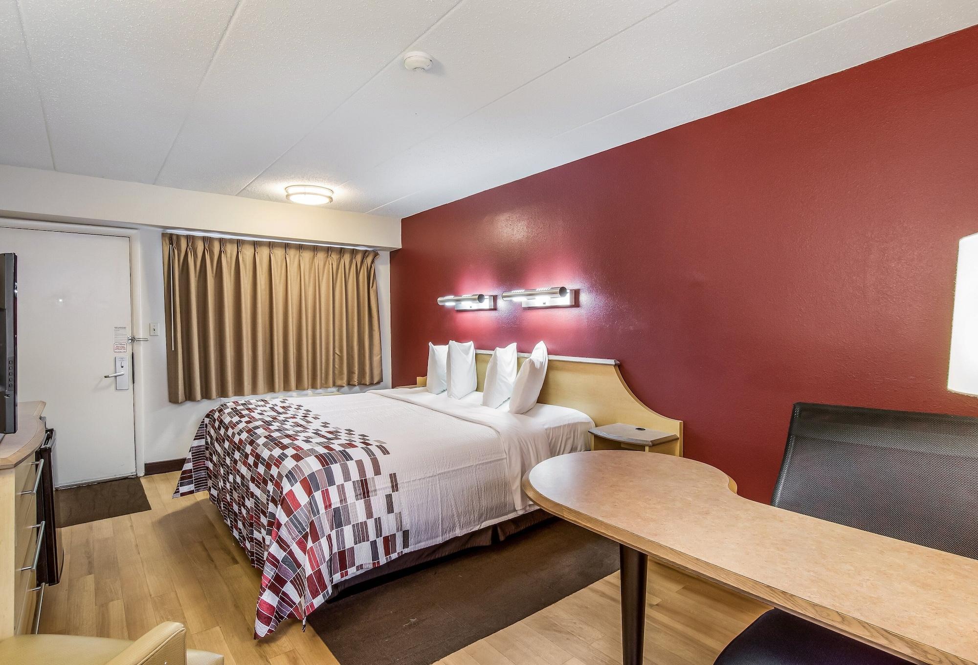 Red Roof Inn Detroit - Plymouth/Canton Экстерьер фото