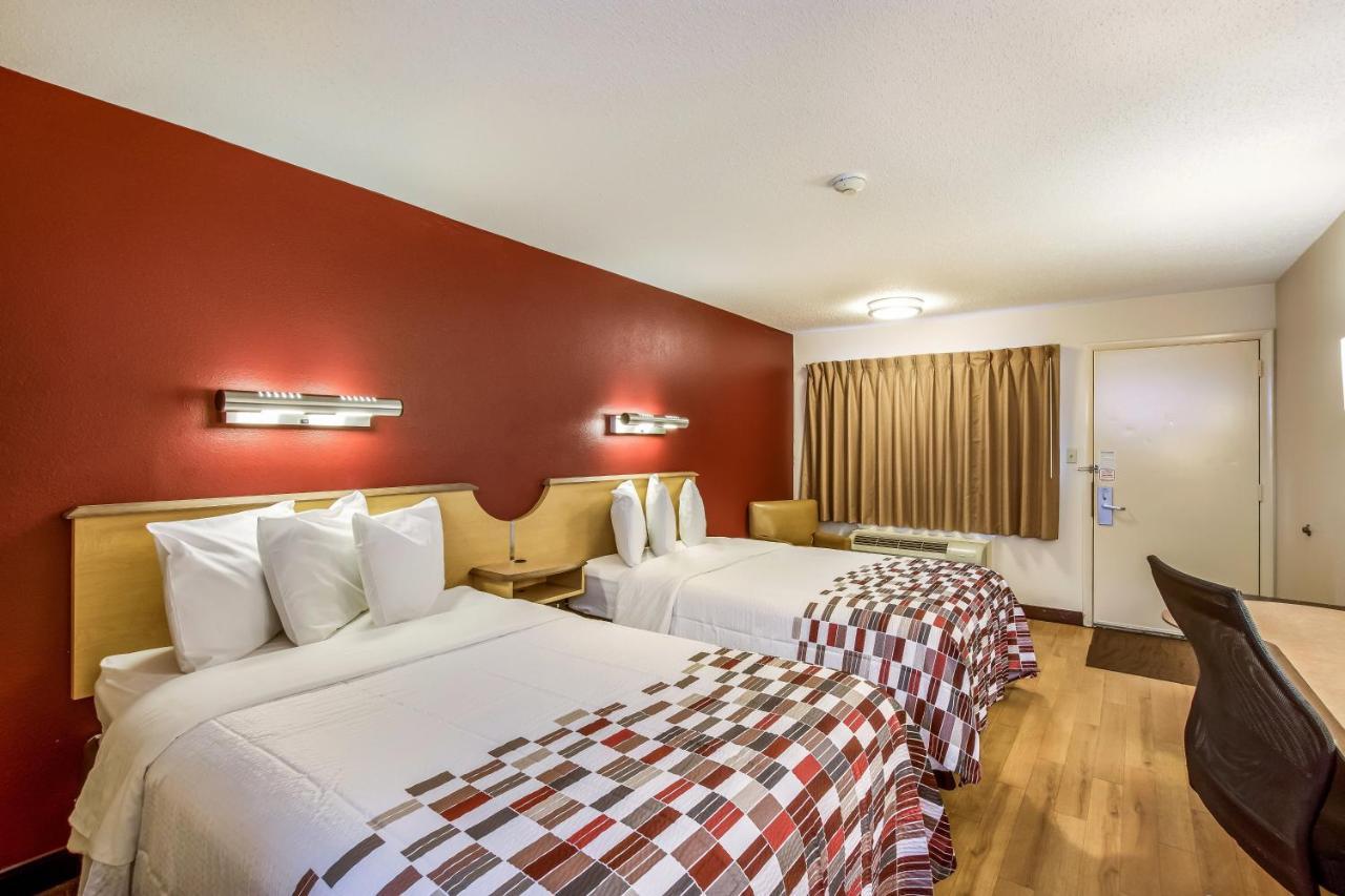 Red Roof Inn Detroit - Plymouth/Canton Экстерьер фото