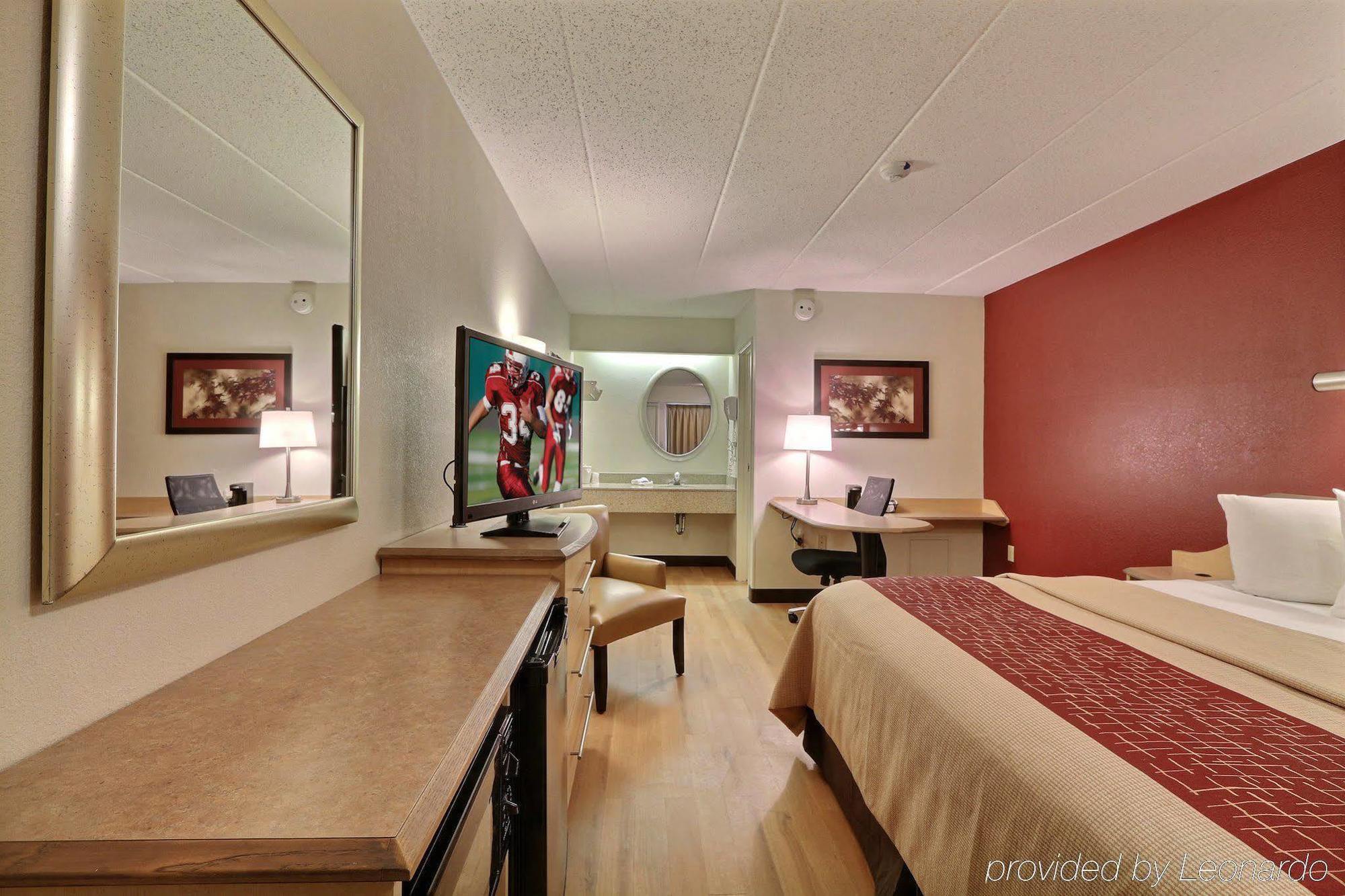 Red Roof Inn Detroit - Plymouth/Canton Экстерьер фото