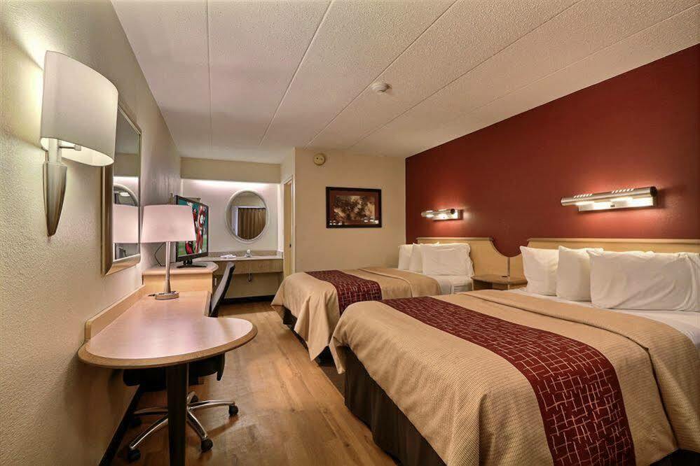 Red Roof Inn Detroit - Plymouth/Canton Экстерьер фото